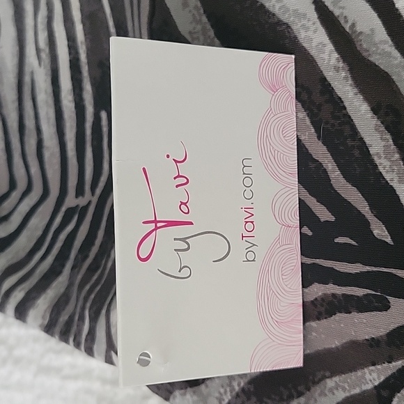 BYTAVI Animal Print Skirt Size Small - Picture 6 of 7